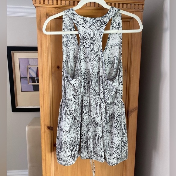 Converse one Star Snake Prink Racerback sleeveless top w/ empire waist and tie M - Picture 3 of 9